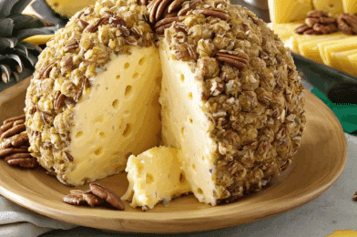 Pineapple Pecan Cheese Ball