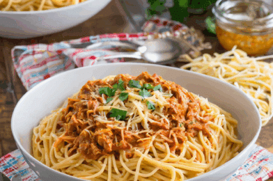 Easy CrockPot Chicken Spaghetti Recipe